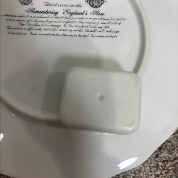 Princess Diana Radiant Rose Collector Plate with music box England - Picture 5 of 6